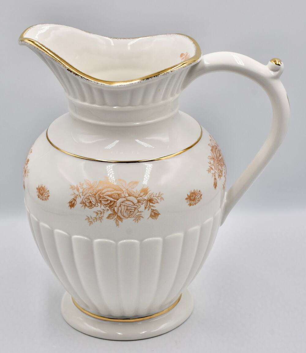 Royal Albert Old Country Roses Gold Trim Large Water Sweet Tea Pitcher Porcelain